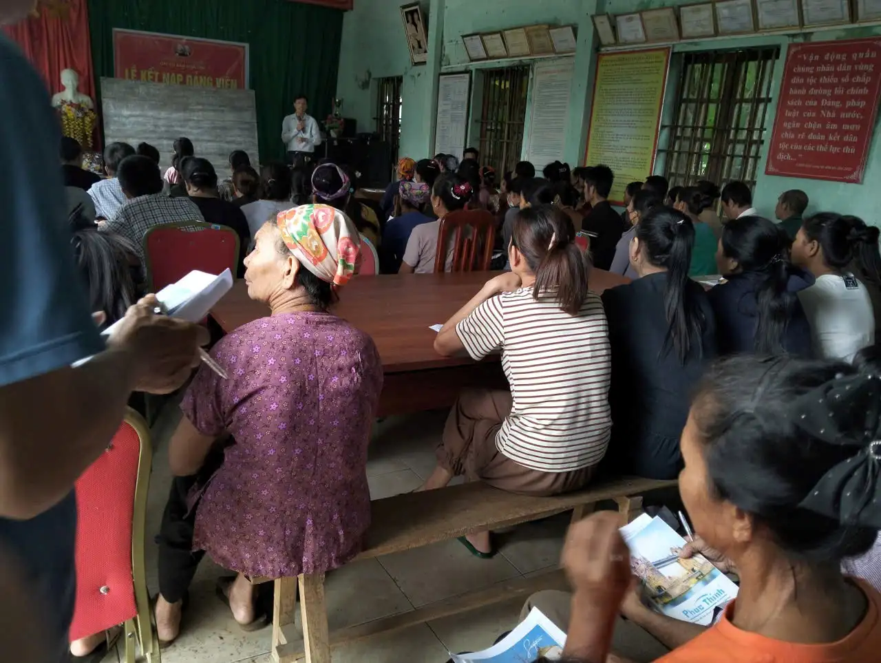 Tập huấn kỹ thuật chăn nuôi gà địa phương thương phẩm
