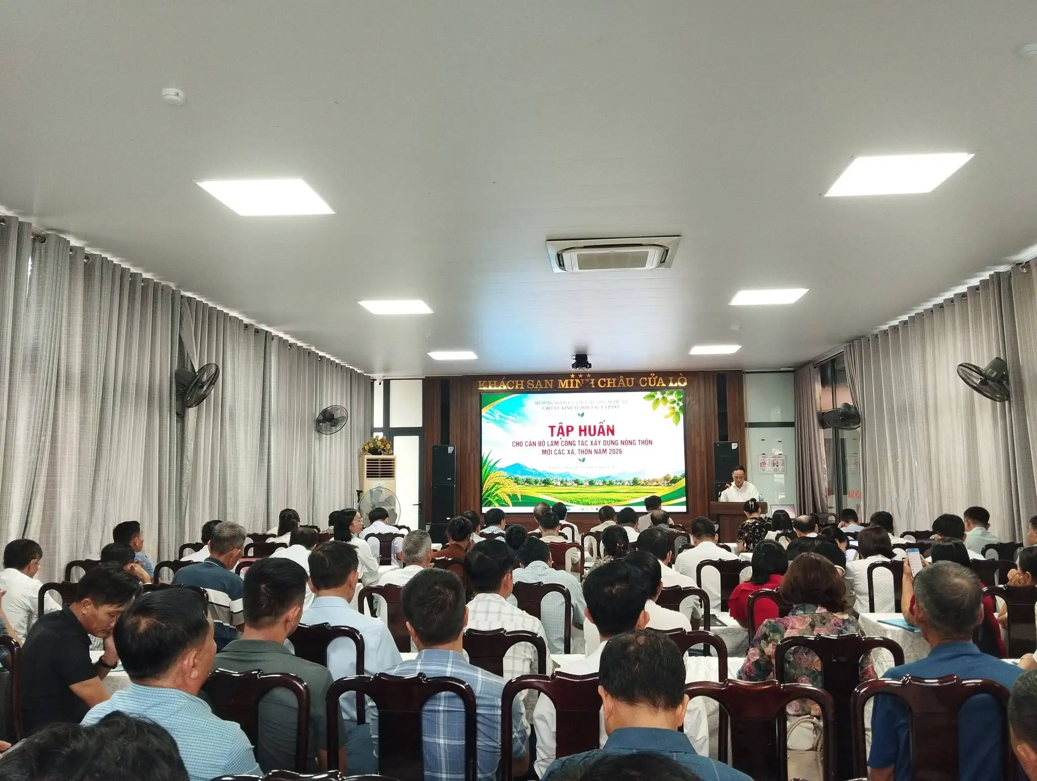Chi cục Kinh tế hợp tác & PTNT tổ chức về xây dựng nông thôn mới